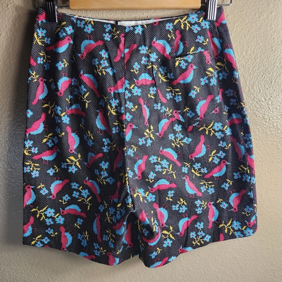 Shire-Tex Davenshire VTG Womens |11/12-Modern Size S| Bird/Flower Shorts - Picture 5 of 8